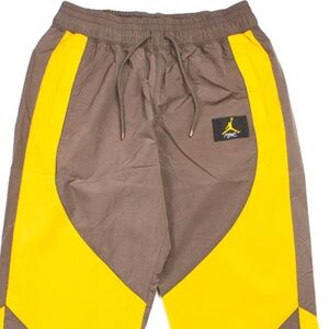 Women's Jordan Woven Pant (Brown/Yellow)